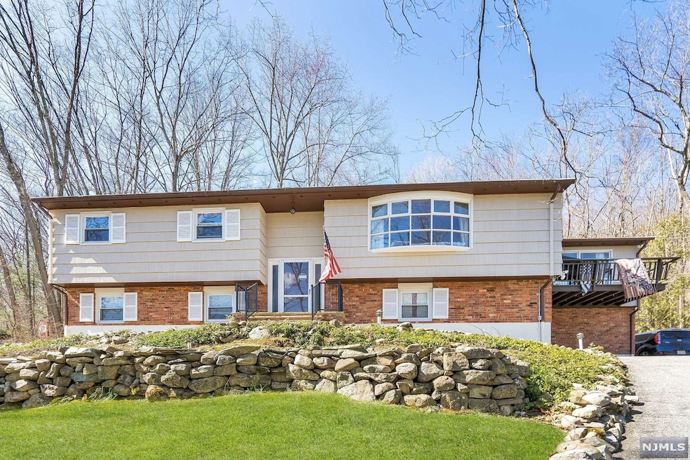 42 Hickory Rd, Ringwood, NJ 07456 - photo 1