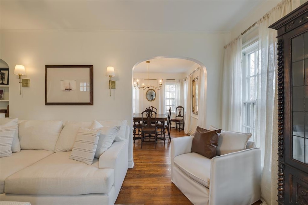 Pending $299,000 • Co-Listing Agent