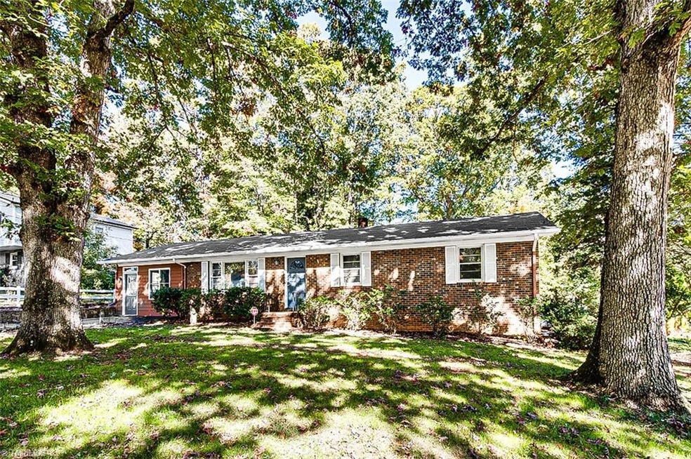 629 Hemlock Dr, Asheboro, NC 27205 - photo 1