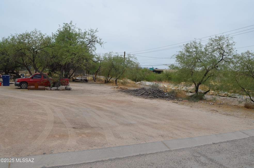 Lot #3 W San Xavier St
