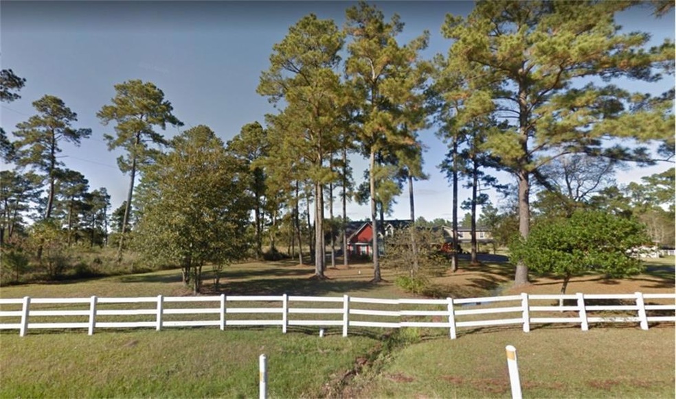 515 E Hufsmith, Tomball, TX 77375 - photo 1