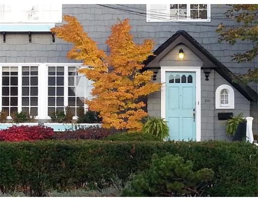 280 Ocean Ave, Marblehead, MA 01945 - photo 1