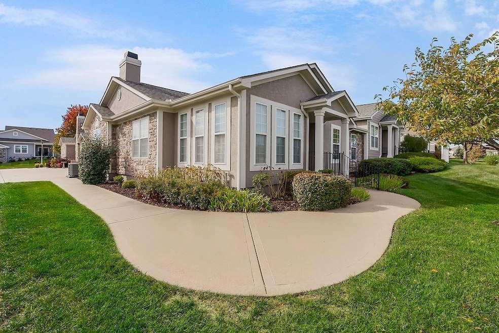 21702 W 119th Terrace unit 1103, Olathe, KS 66061 - photo 1