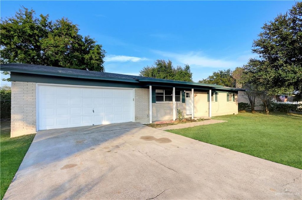 718 Harvey Ave, McAllen, TX 78501 - photo 1