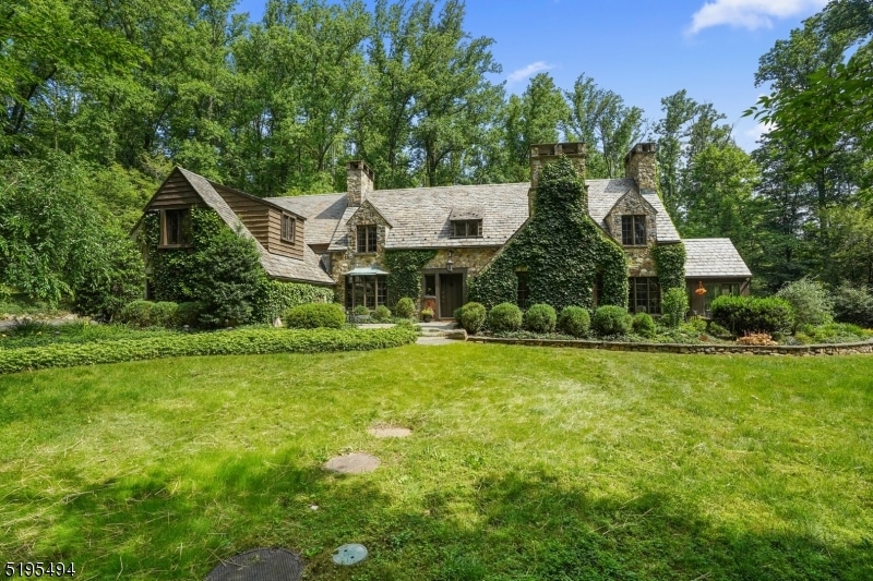 22 Jean Place, Bernardsville, NJ 07924 - photo 1