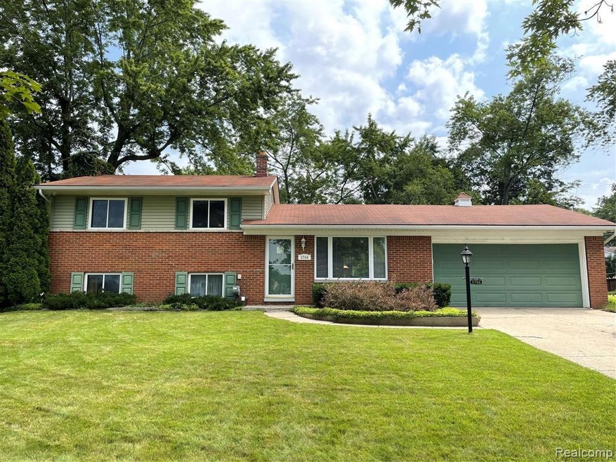 3766 Lotus Front.jpg