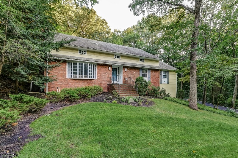 2620 Deer Path, Scotch Plains, NJ 07076 - photo 1