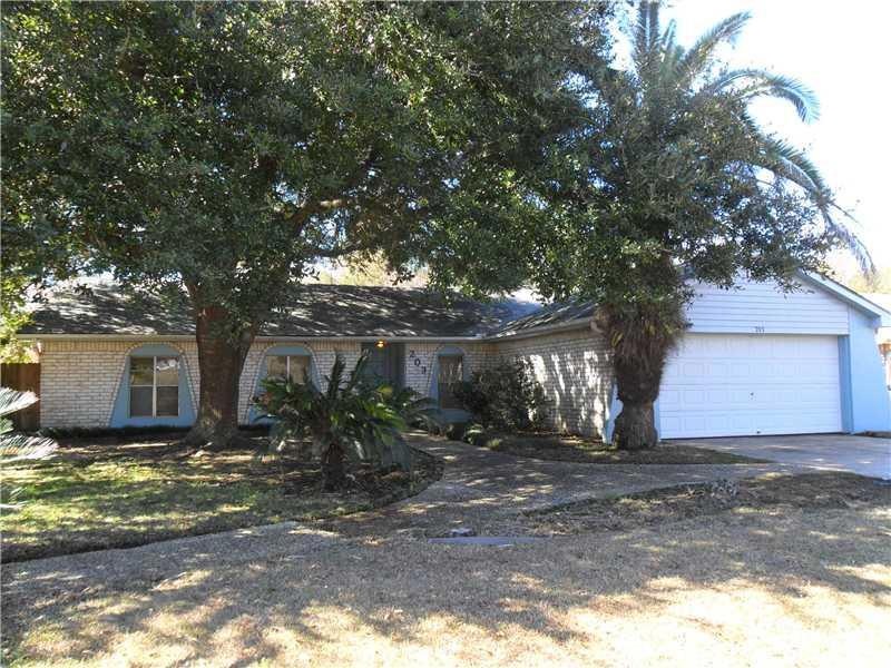 203 Melody Ln, Slidell, LA 70458 - photo 1