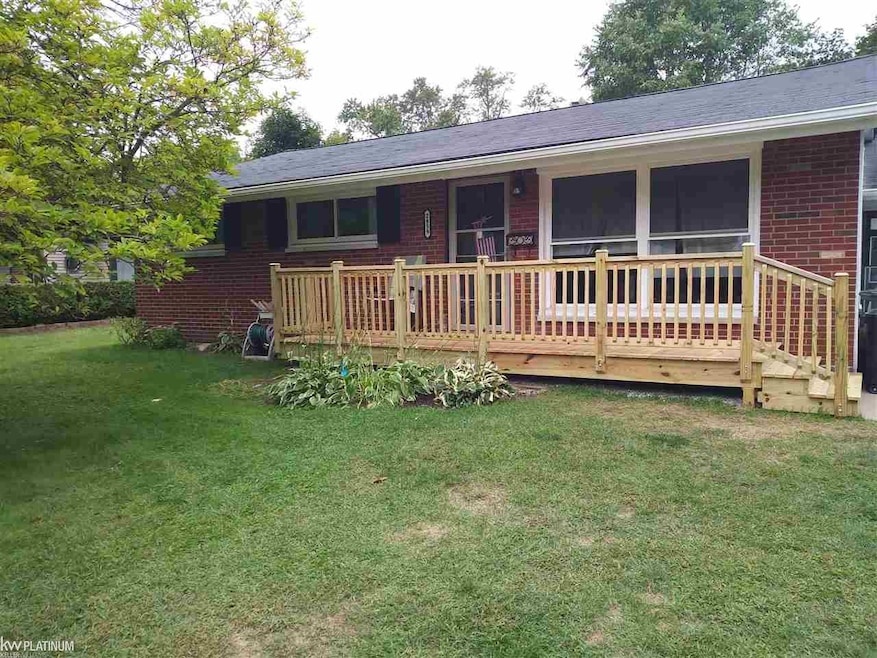 2859 Maple St, Port Huron, MI 48060 - photo 1