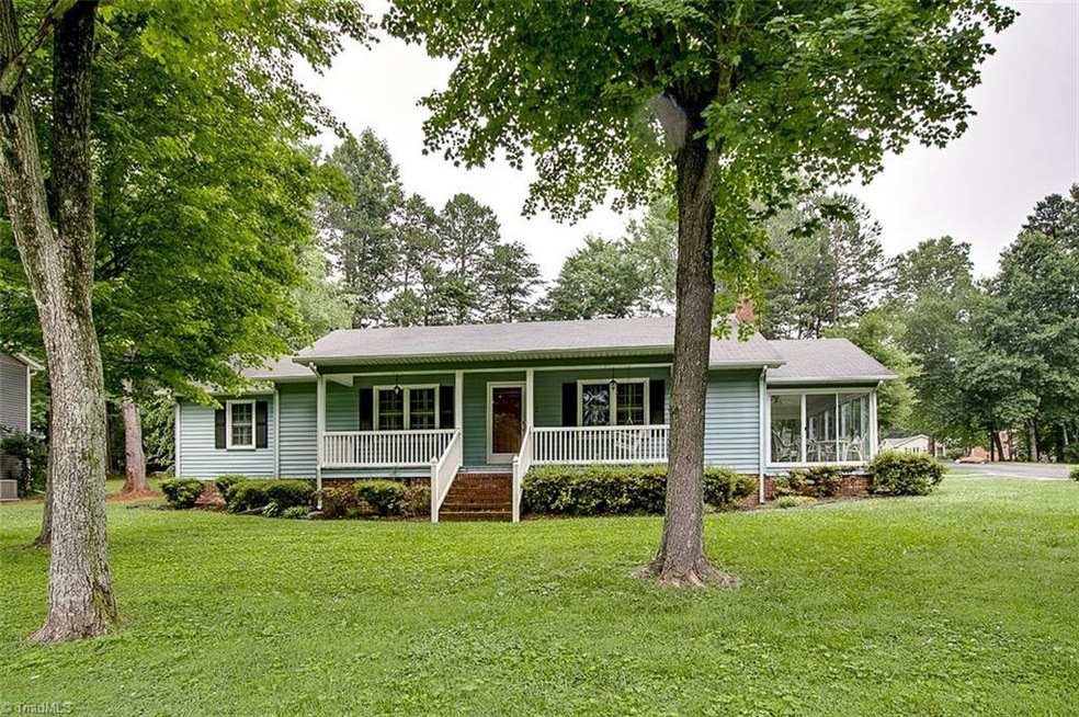 1236 E Mine St, Asheboro, NC 27205 - photo 1