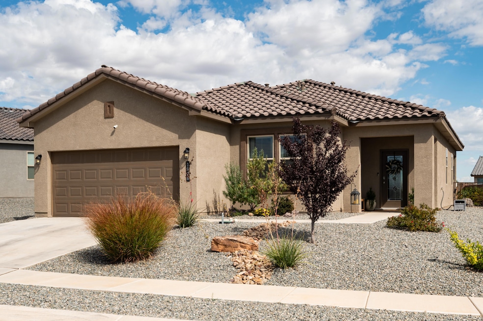 1976 Tesoro Loop NW, Los Lunas, NM 87031 - photo 1