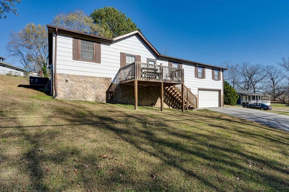 1507 Coffelt Rd-1