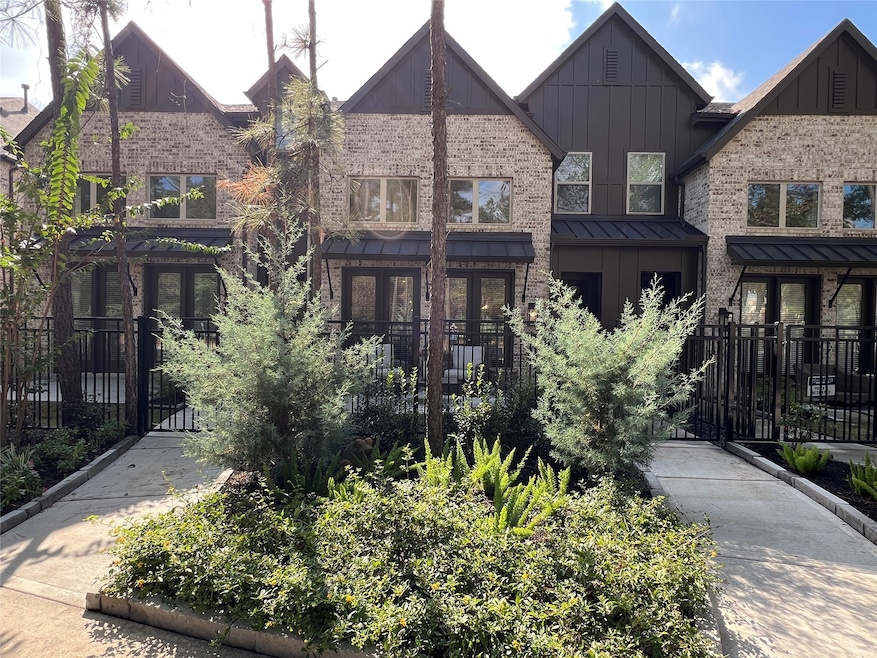 2694 Woodforest Pkwy N, Montgomery, TX 77316 - photo 1