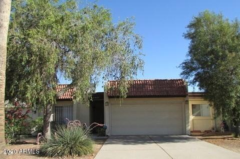 2425 E Robert e Lee St, Phoenix, AZ 85032 - photo 1