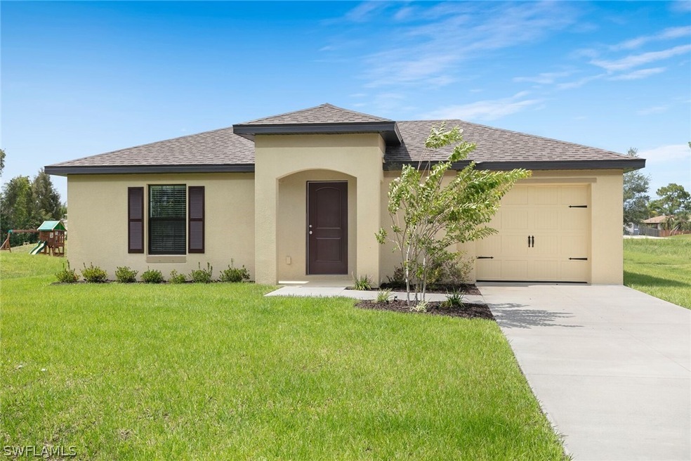 257 Rue Labonne Rd, Fort Myers, FL 33913 - photo 1