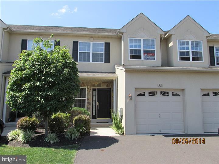 32 Arbor Cir, Colmar, PA 18915 - photo 1
