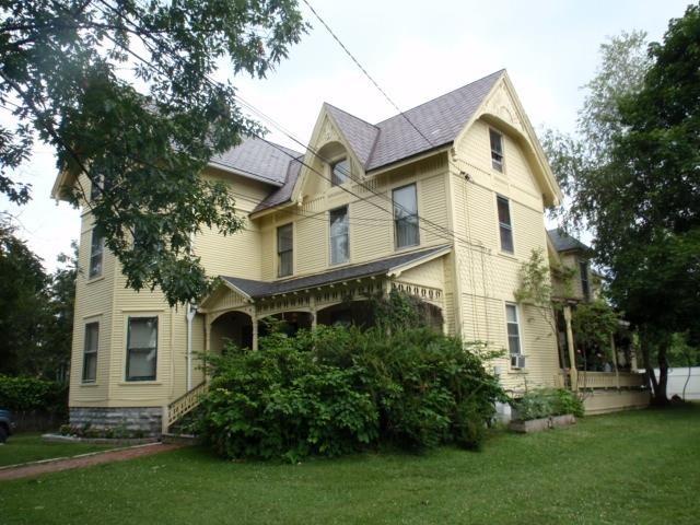 60 Chestnut Ave, Rutland, VT 05701 - photo 1
