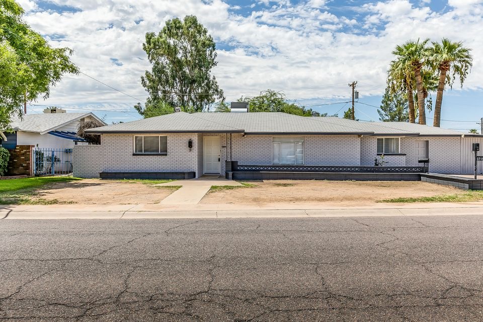 5715 W Monterosa St-1