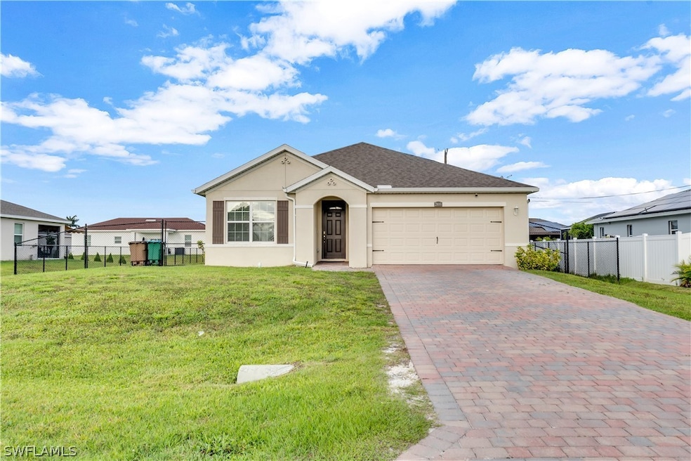 2800 NE 7th Ave, Cape Coral, FL 33909 - photo 1