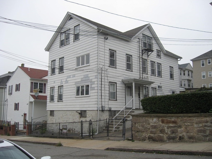 172 Grant St, Fall River, MA 02721 - photo 1