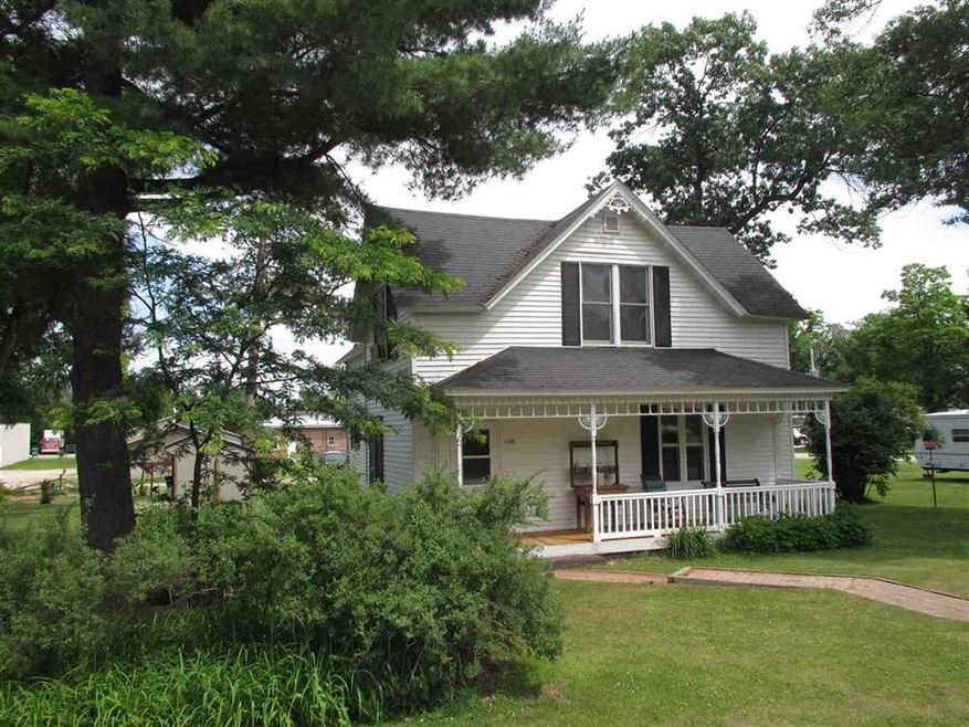 136 N 2nd St, Coloma, WI 54930 - photo 1