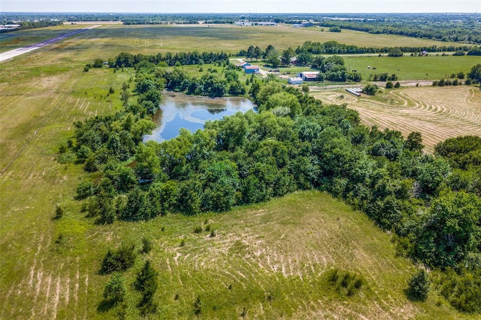 tbd W Airport Rd, Bonham, TX 75418 - photo 1