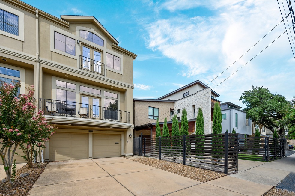 2020 Park St unit B, Houston, TX 77019 - photo 1