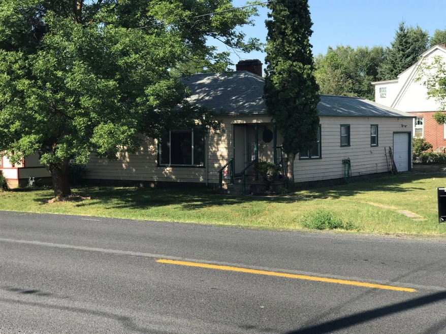 2404 Gettle St, Klamath Falls, OR 97603 - photo 1