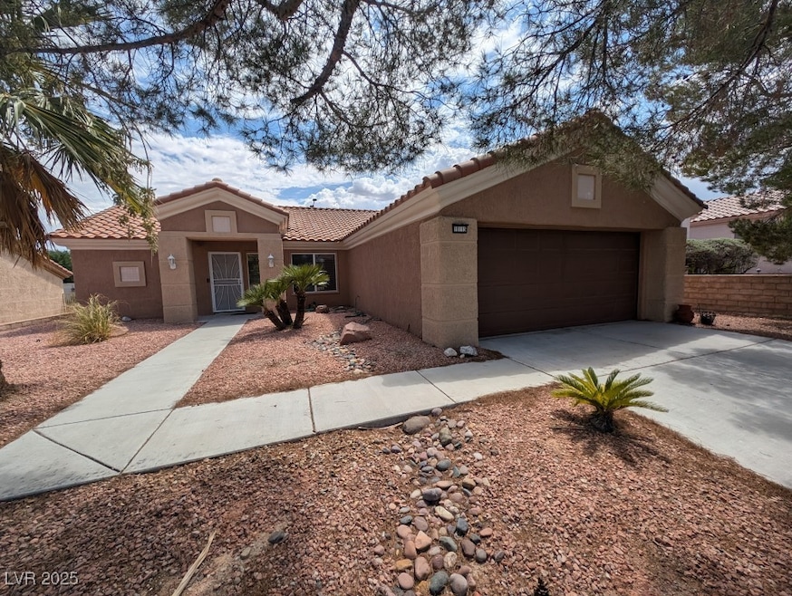 10113 Cresent Creek Dr, Las Vegas, NV 89134 - photo 1