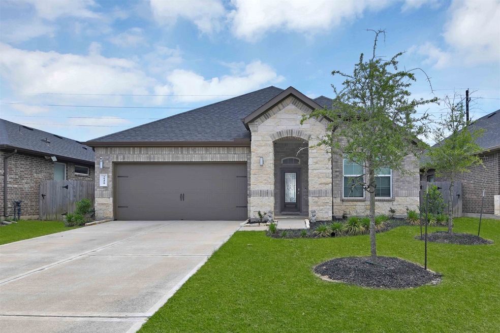 28419 Hannahs Harbor Ln, Katy, TX 77494 - photo 1