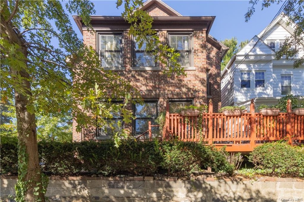 249 W 261st St, Bronx, NY 10471 - photo 1