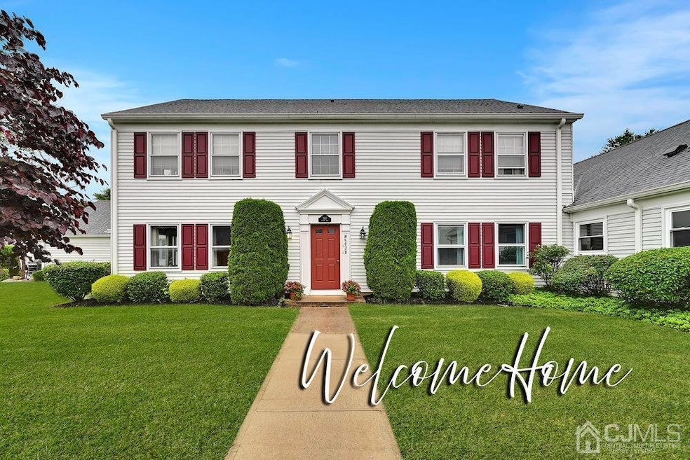 593 Tilton Way unit B, Monroe Township, NJ 08831 - photo 1