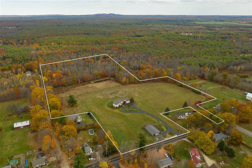 606 Salmon Falls Rd, Rochester, NH 03868 - photo 1