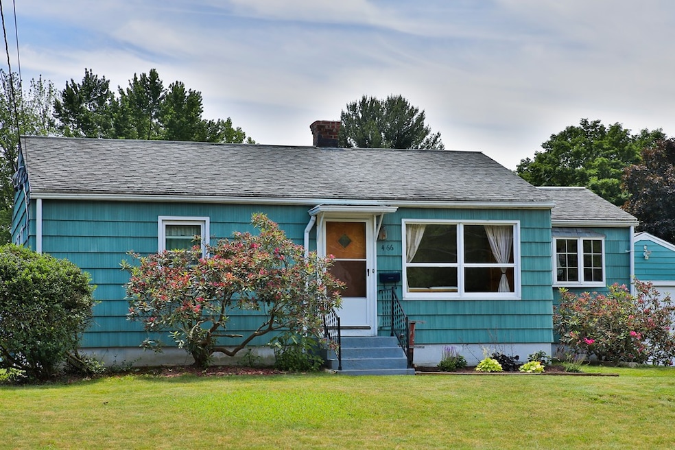 466 Westfield Rd, Holyoke, MA 01040 - photo 1