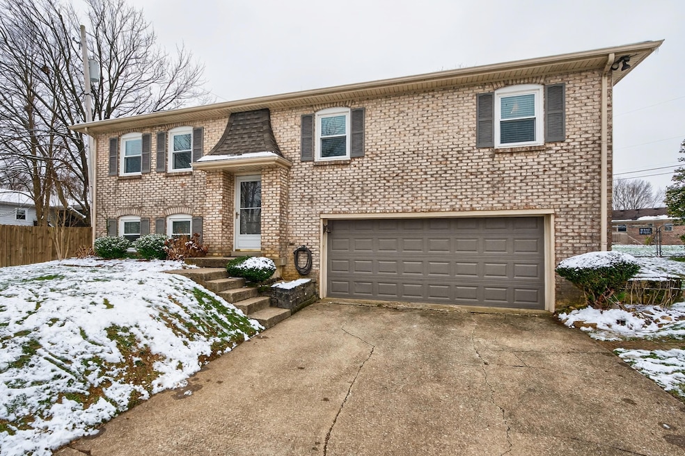 2004 Hannibal Ct, Lexington, KY 40514 - photo 1