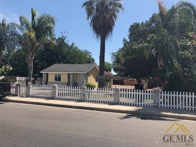 1320 D St, Wasco, CA 93280 - photo 1