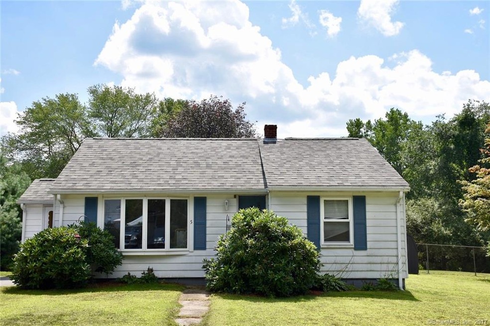 5 Alice Dr, Quinebaug, CT 06262 - photo 1
