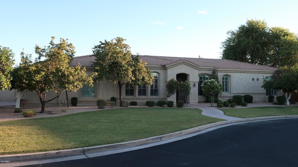 3225 E Jaeger Cir, Mesa, AZ 85213 - photo 1