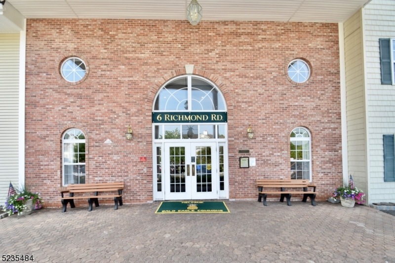 6408 Richmond Rd Unit 408, West Milford, NJ 07480