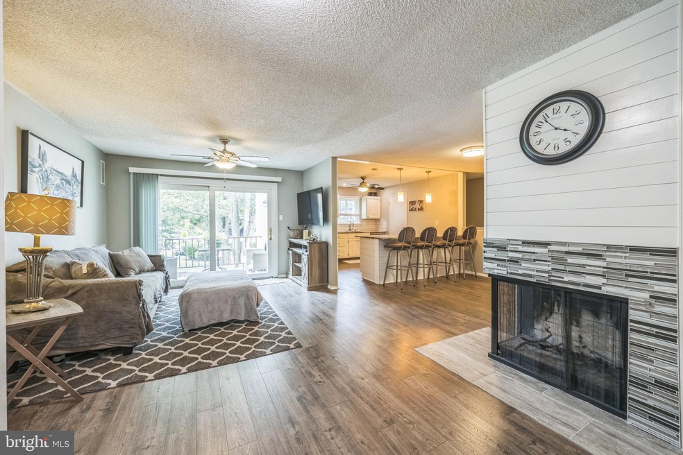 211 Bradford Ct unit 202L, Westampton, NJ 08060 - photo 1