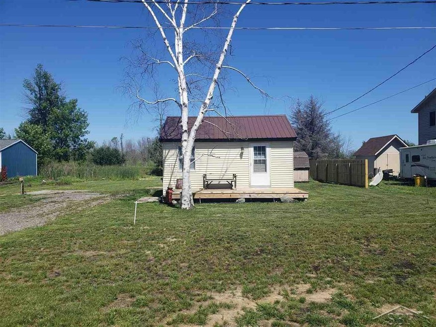 1819 S Riverside Dr, Au Gres, MI 48703 - photo 1