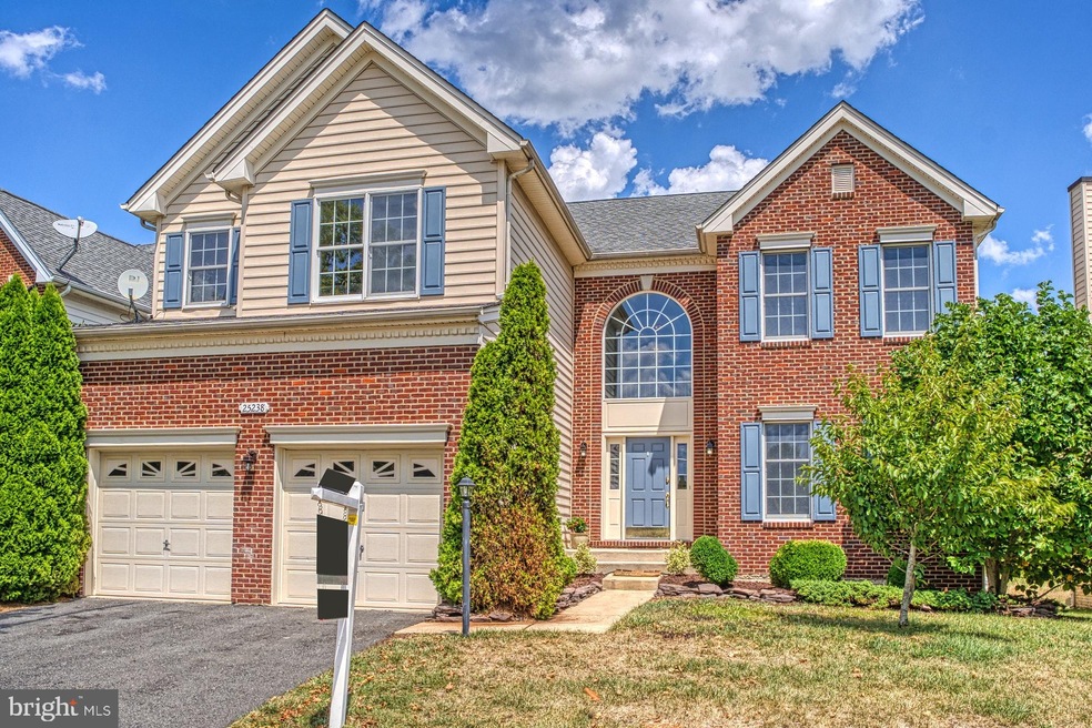 25238 Crossfield Dr, Chantilly, VA 20152 - photo 1
