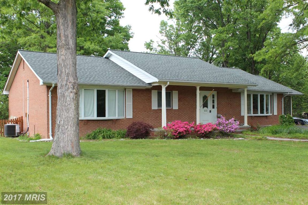 103 Laurel Hill Dr, Stephens City, VA 22655 - photo 1