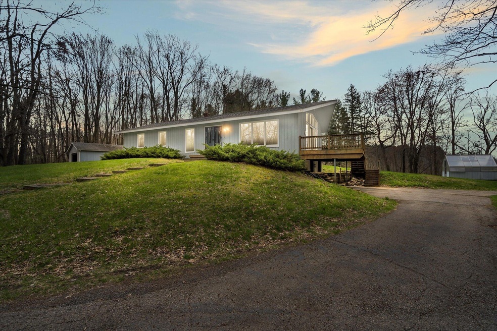 01-11767-Phal-Rd-WindowStill-Real-Estate