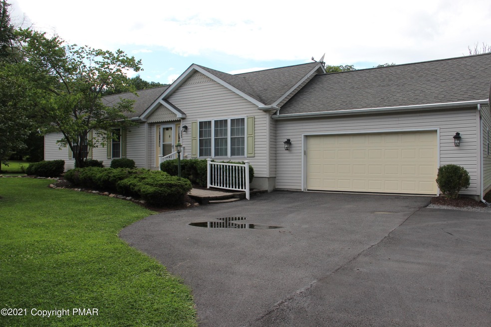 2062 W Bangor Rd, Bangor, PA 18013 - photo 1