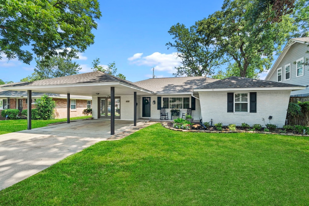 2030 Chantilly Ln, Houston, TX 77018 - photo 1