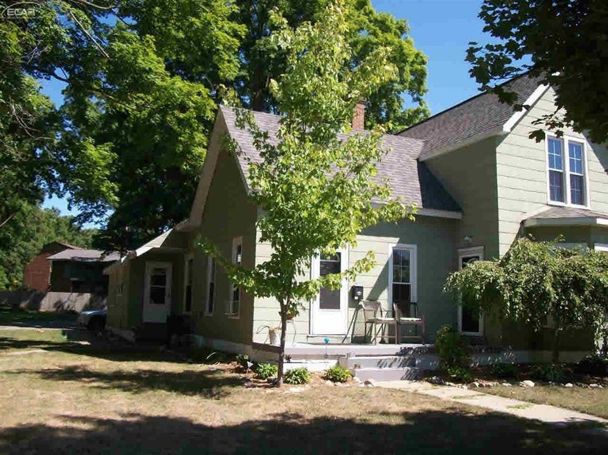 515 E Main St, Flushing, MI 48433 - photo 1