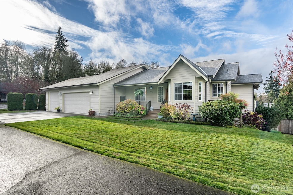 1341 Salt Point Place E, Port Orchard, WA 98366 - photo 1