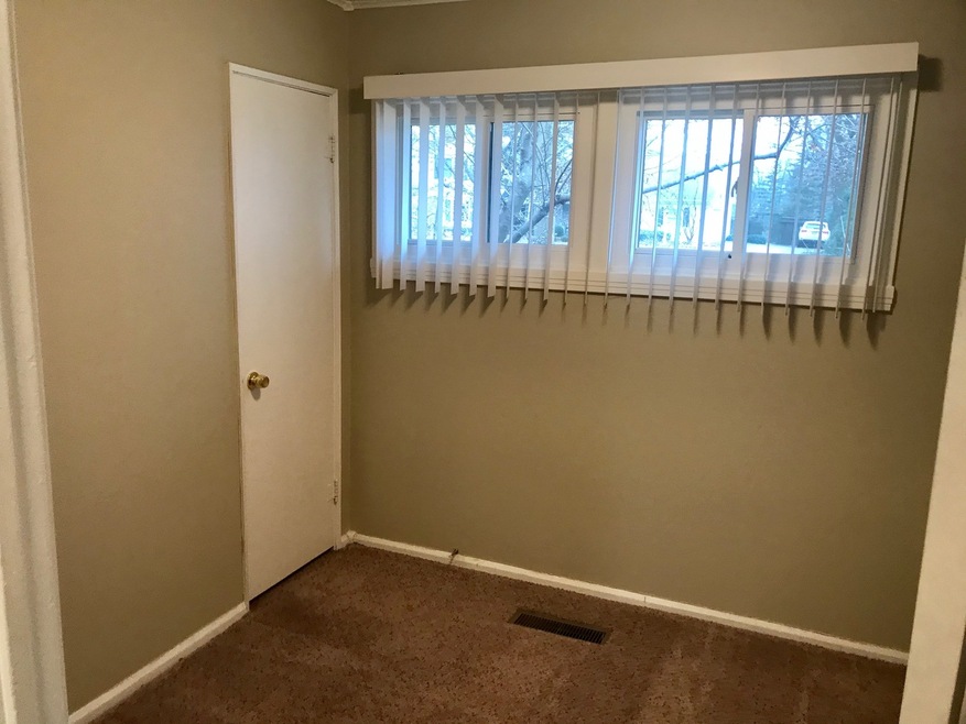 804 E Elm St, Wheaton, IL 60189 - photo 1