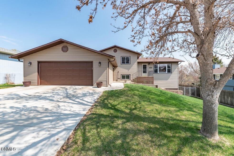 1508 Custer Dr MLS-25